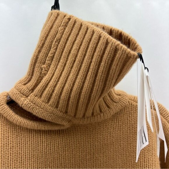 Zara - Women's Merino Wool Cut Outs Limited Edition Sweater - Brown. Size: XS-S. - Picture 14 of 16